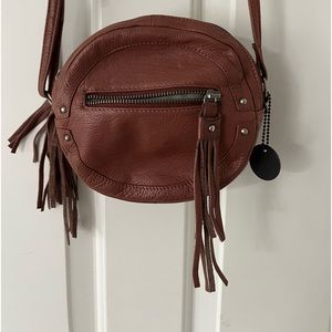 Crossbody-no torn or missing leather -used once